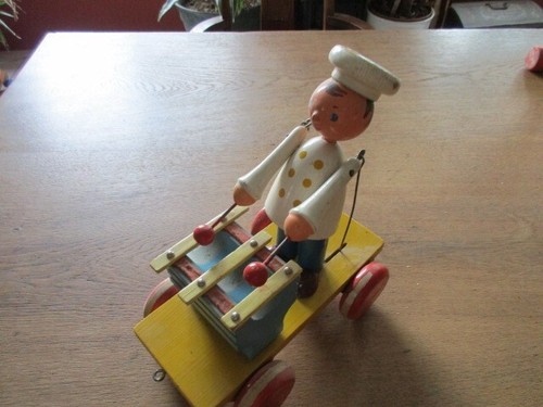 Nachziehwagen holzspielzeug - nachziehwagen,