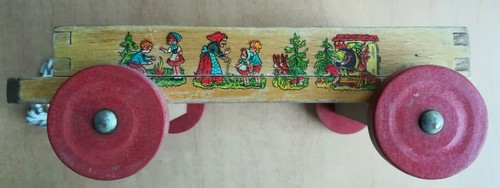 Sehr alter holzwagen - alter,